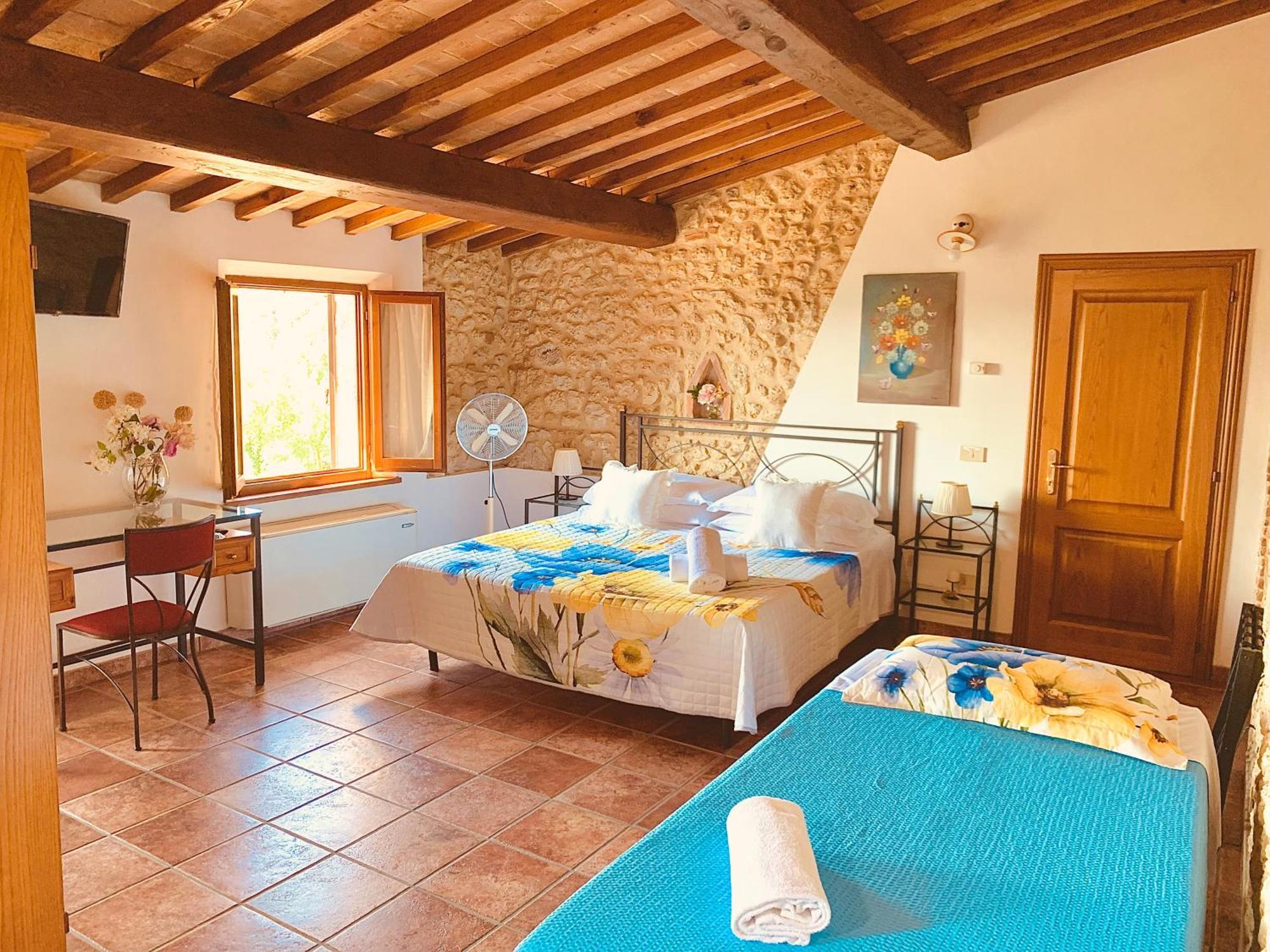 Casa Vacanze Etrusco San Gimignano Exterior photo